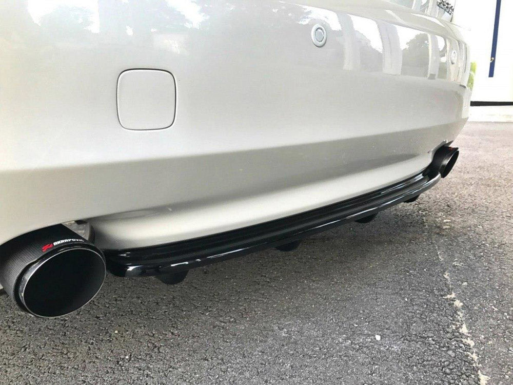 Maxton Design Central Rear Splitter (Vertical Bars) Lexus GS 300 Mk3 Facelift