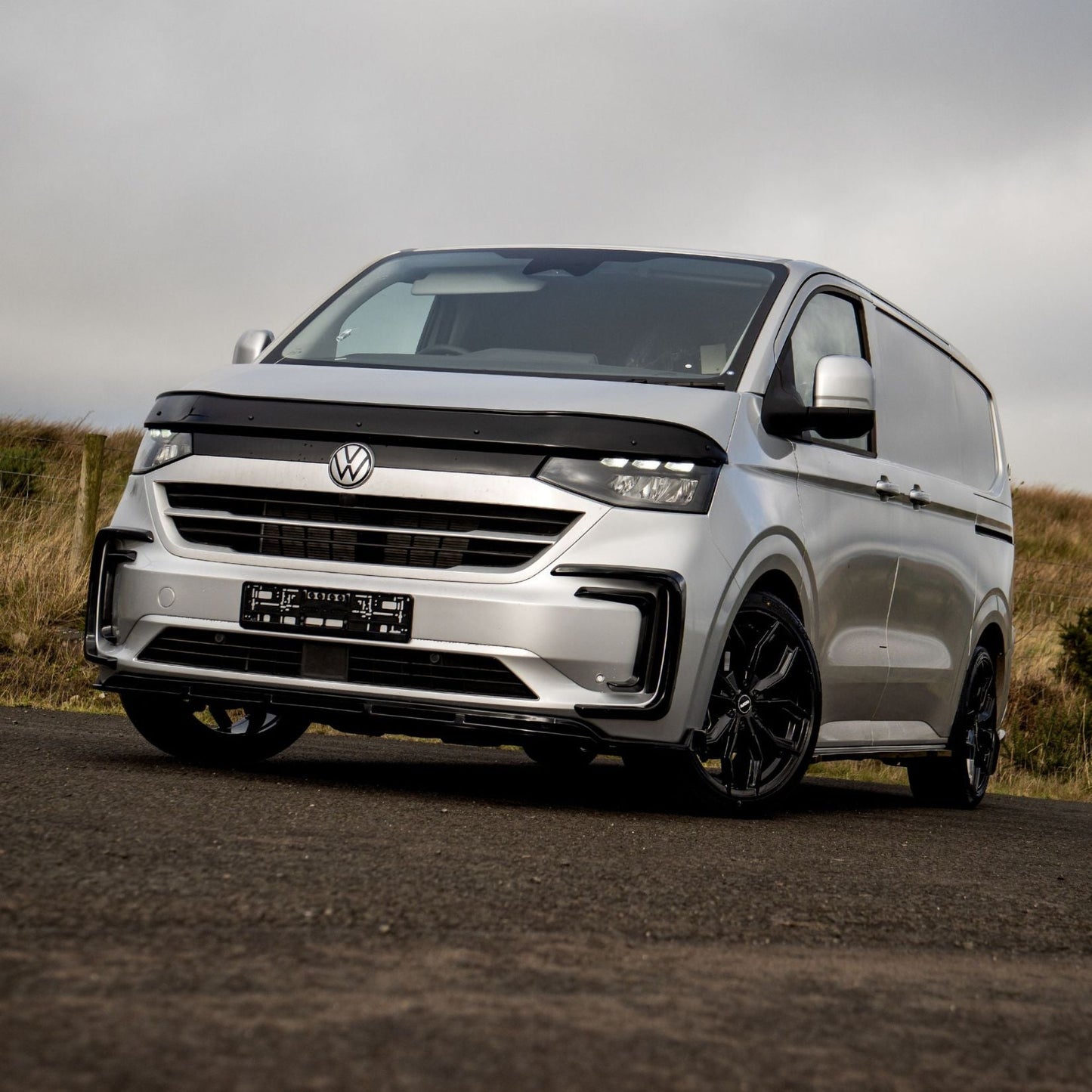 Volkswagen Transporter T7 LWB 2025 on V1 Premium Aero Kit In Gloss Black