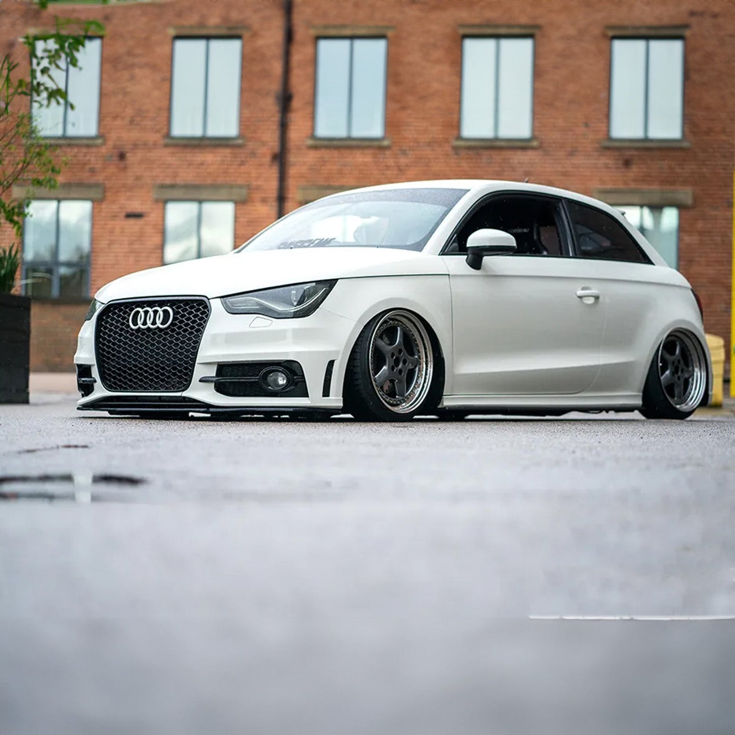 Audi A1/S1 2010-2014 8P RS1 Style Gloss Black Honeycomb Grille - TMC Motorsport