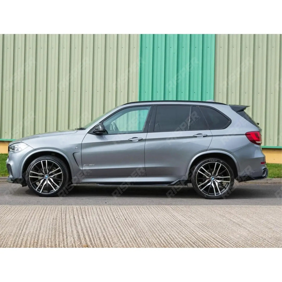 Black Knight Side Skirts In Gloss Black For BMW X5 F15 2013-2018