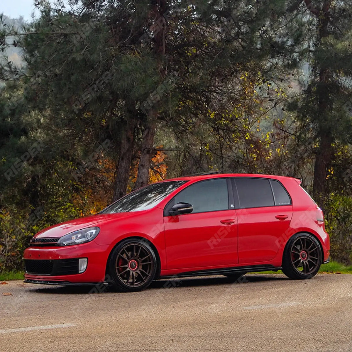 Complete Body Kit in Gloss Black For Volkswagen Golf GTI / GTD Mk6 2008-2012
