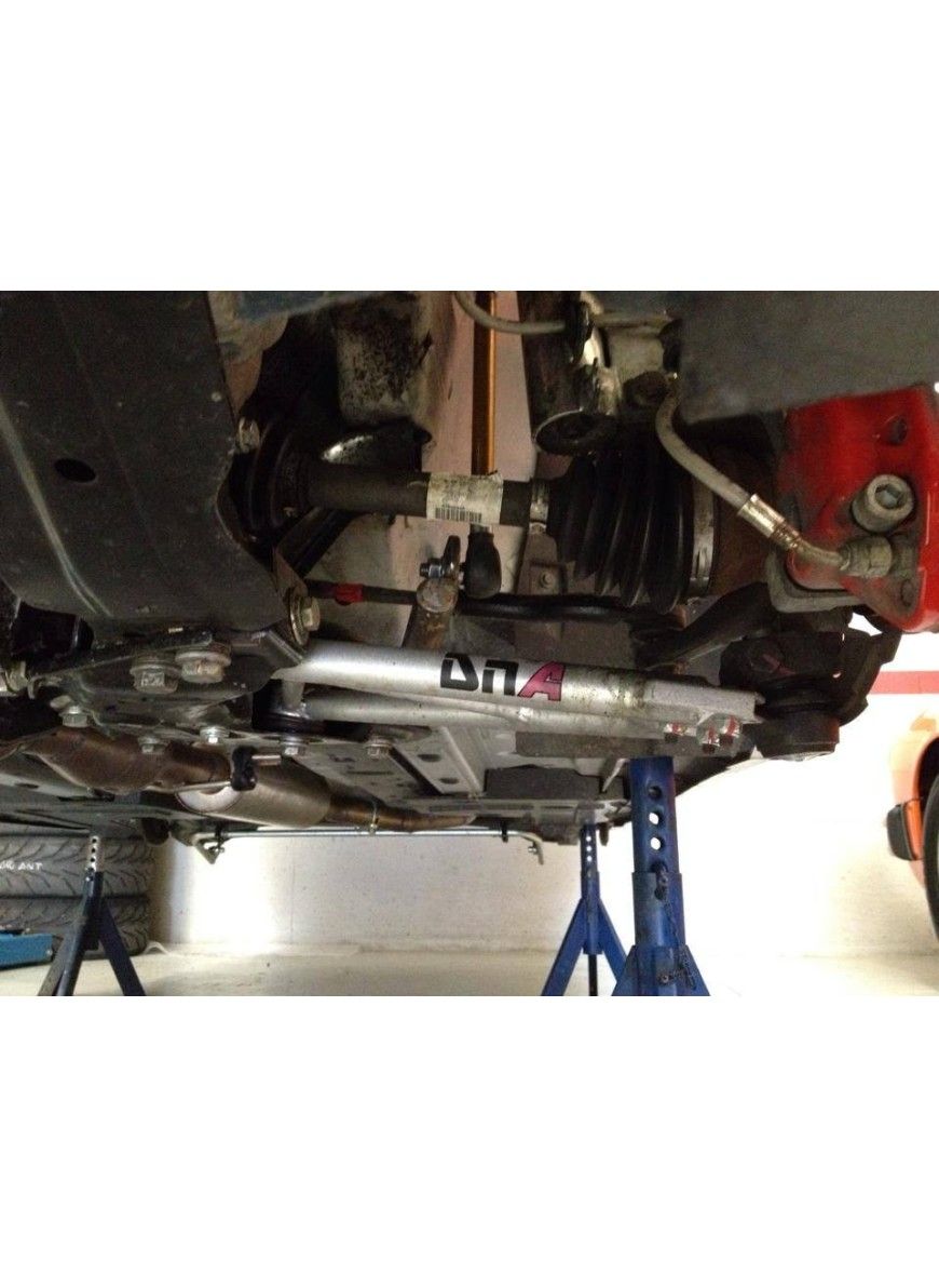 Abarth 500 / 595 / 695 Front Suspension Arm Kit - DNA RACING - TMC Motorsport