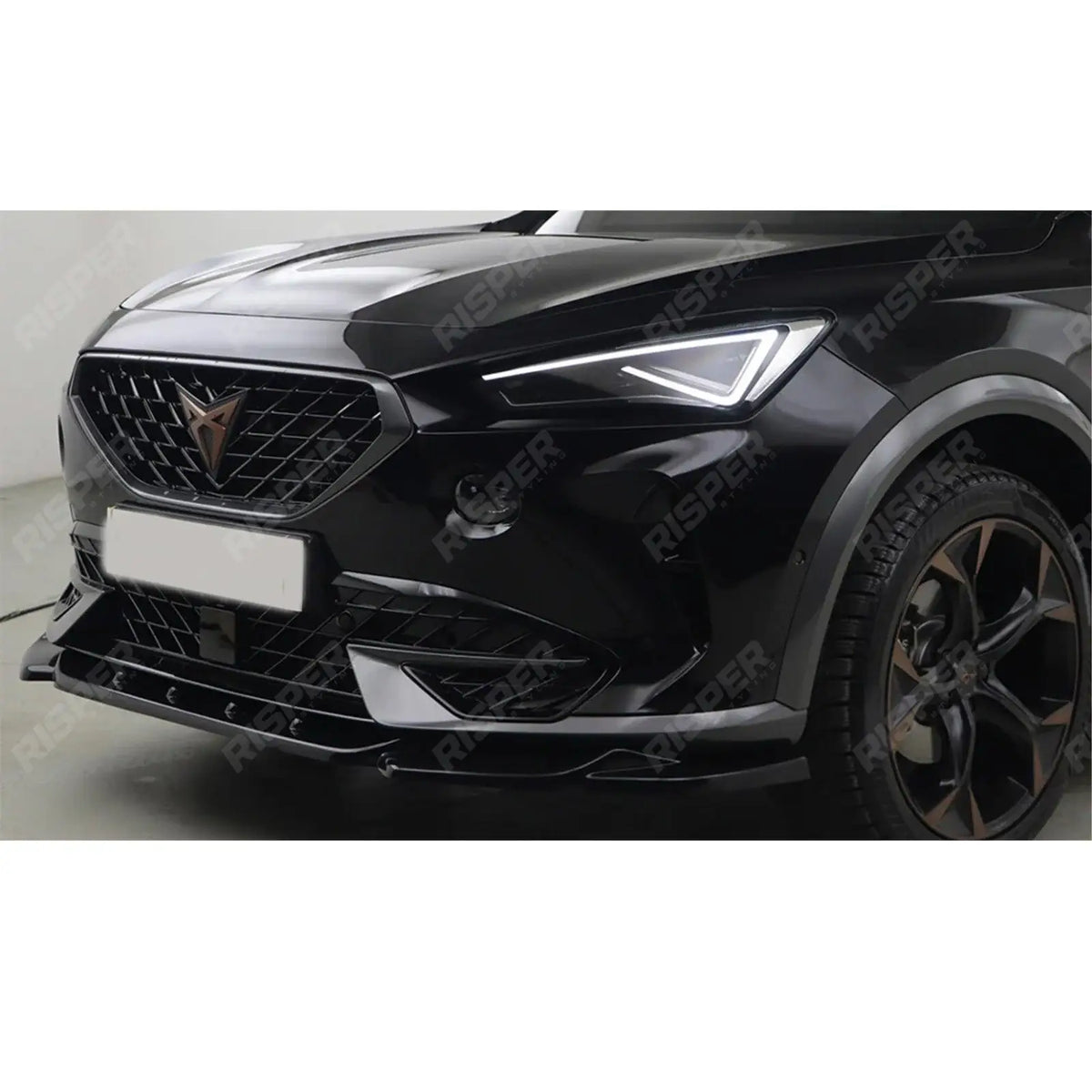 Front Splitter In Gloss Black For Cupra Formentor 2020-2024