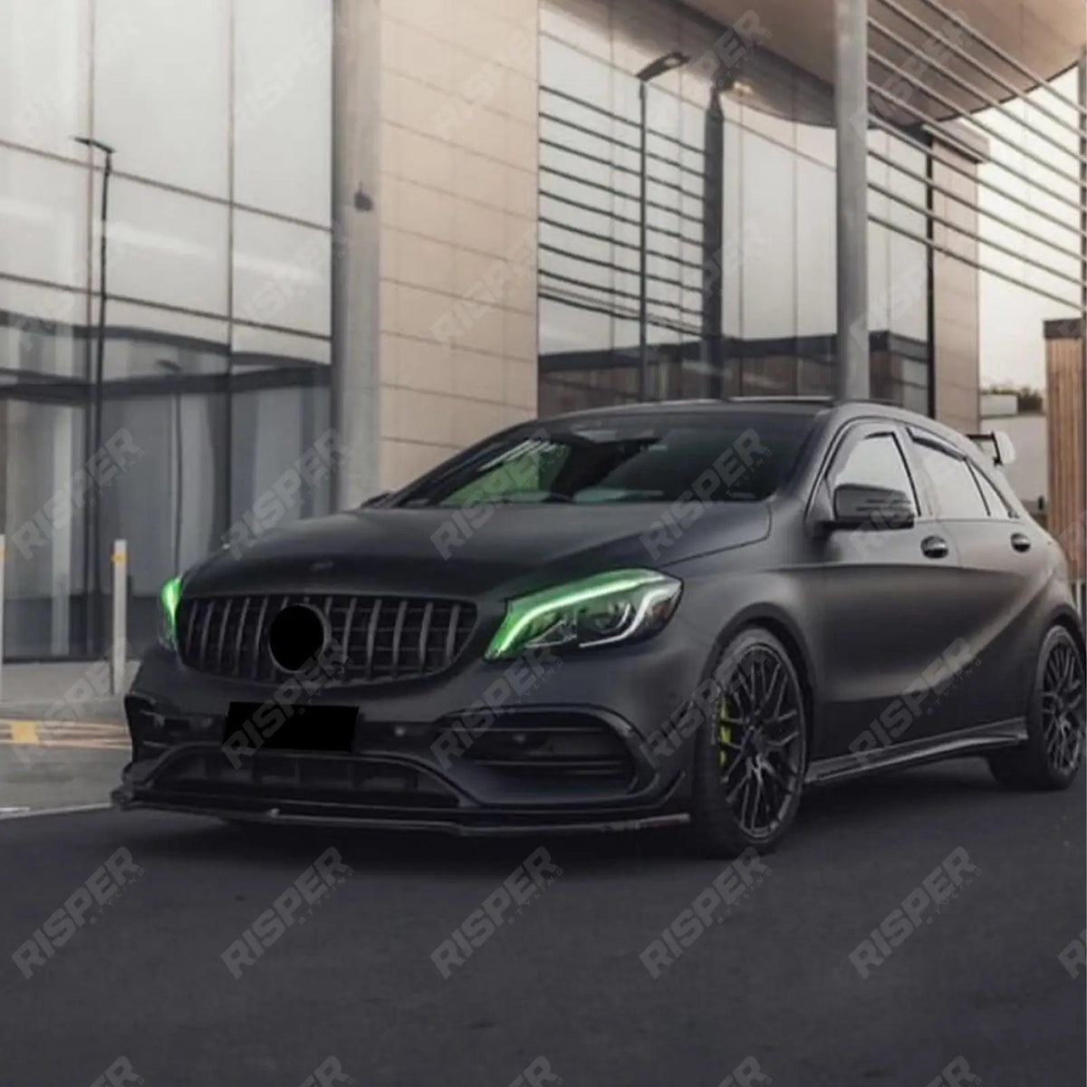 Front Splitter in Gloss Black For Mercedes a Class W176 Amg LINE 2013-2018