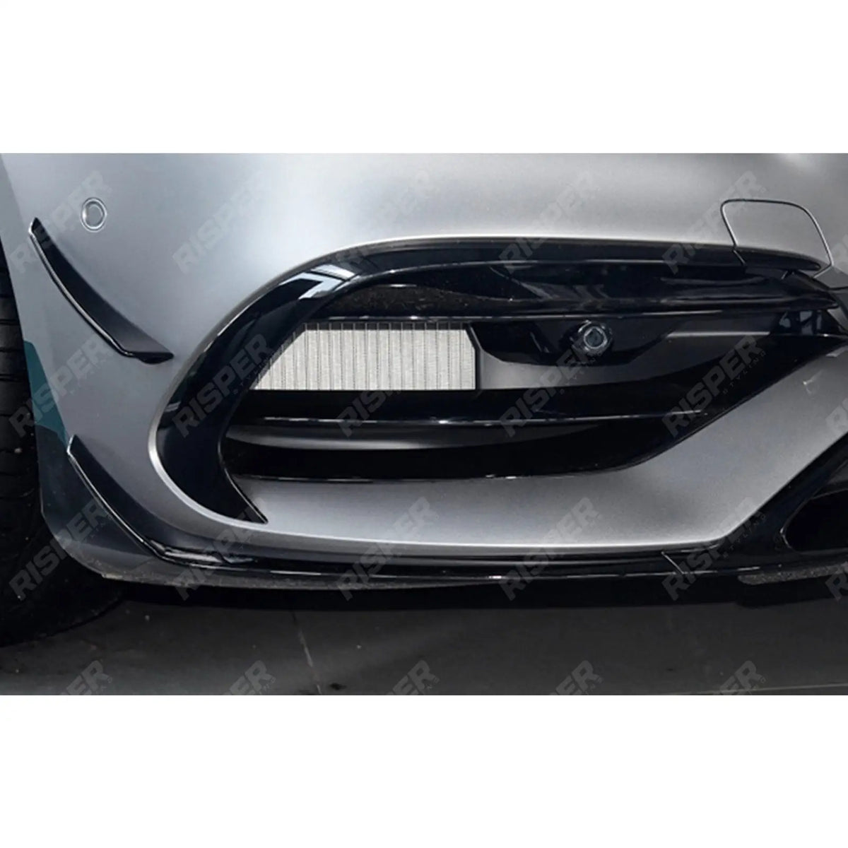 Front Splitter Kit in Gloss Black For Mercedes a Class W176 Facelift AMG LINE 2016-2018