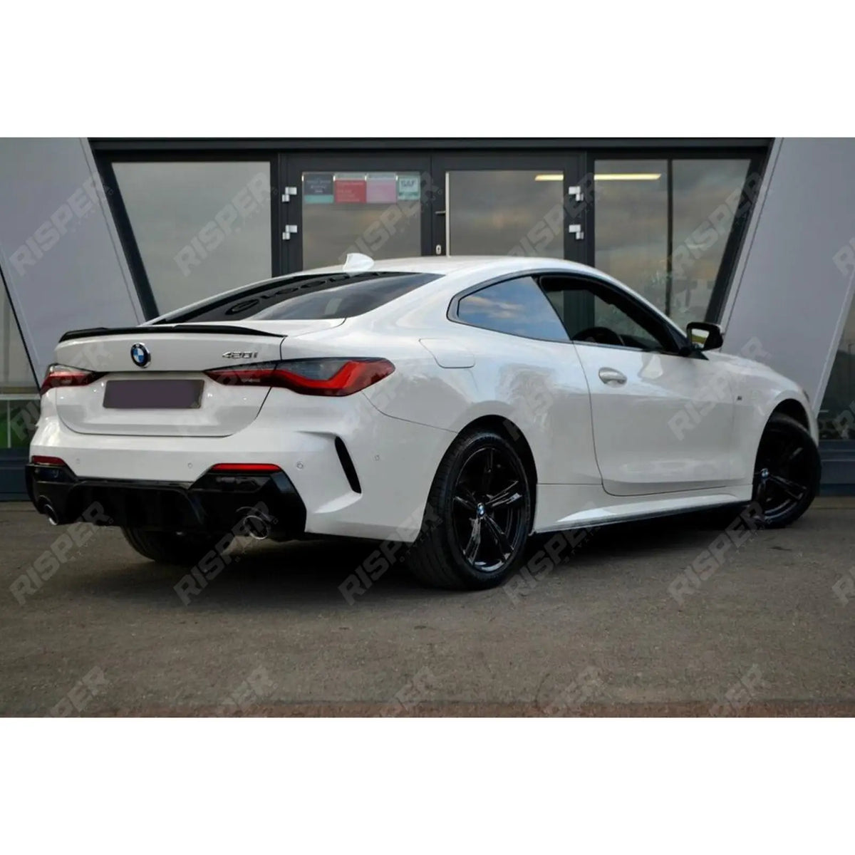 MP Rear Spoiler In Gloss Black For Bmw 4 Series G22 2020+