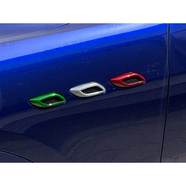 Maserati Levante Fender / Side Vents Italian Flag - Carbon Fibre - TMC Motorsport