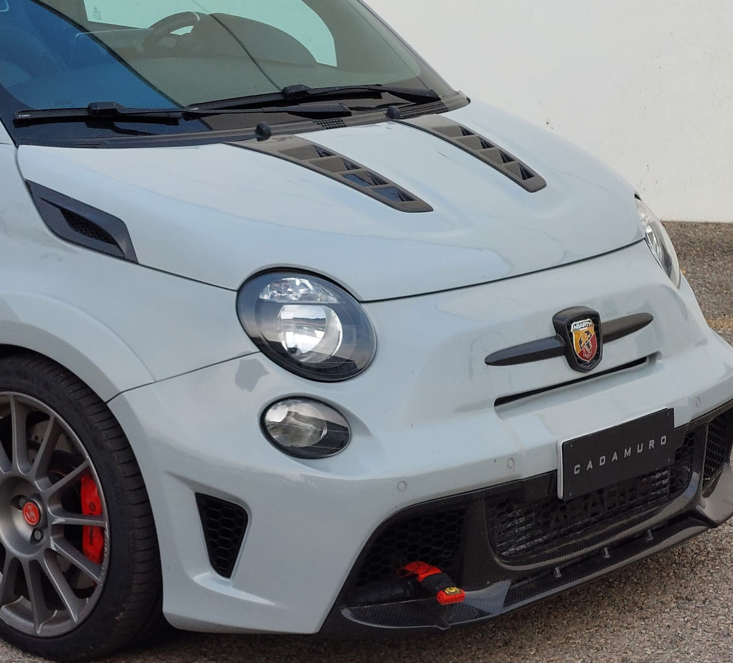Abarth 500 / 595 / 695 Biposto Style Replica Bonnet with Optional Vents – Cadamuro