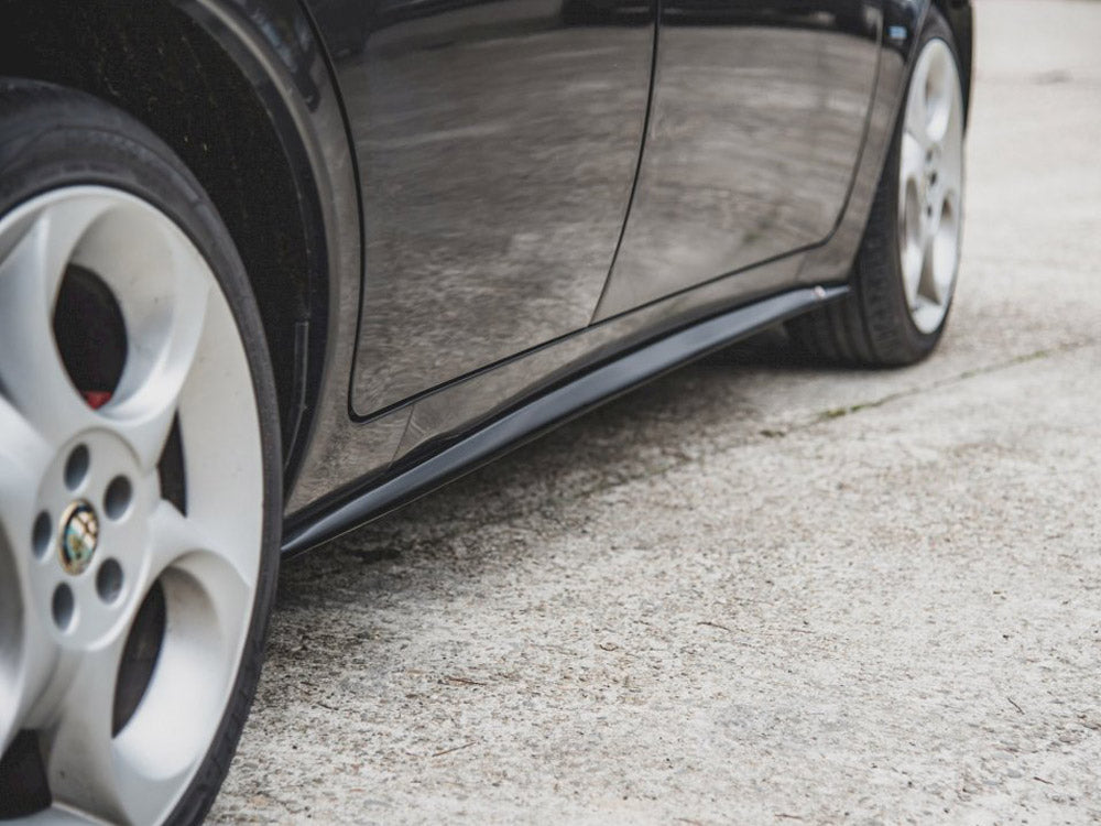 Maxton Design Side Skirts Diffusers Alfa Romeo 156 Facelift (2003-2006) - Carbon Look