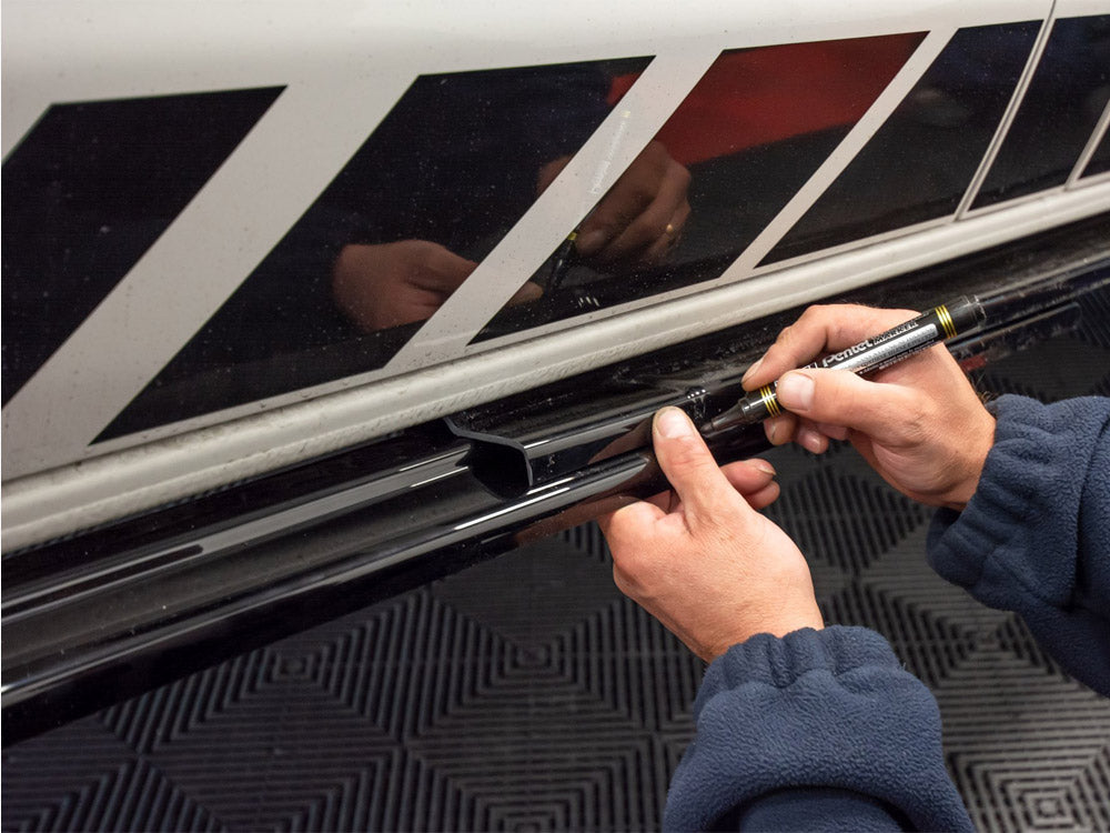 Maxton Design Side Skirts Diffusers VW T6 - Carbon Look