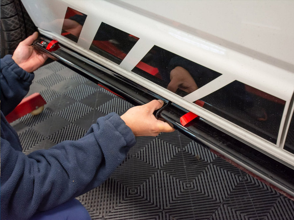 Maxton Design Side Skirts Diffusers VW T6 - Carbon Look