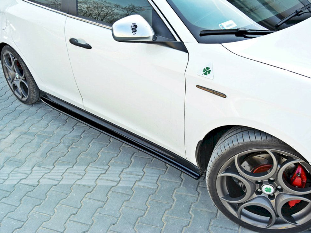 Maxton Design Side Skirts Diffusers V.1 Alfa Romeo Giulietta