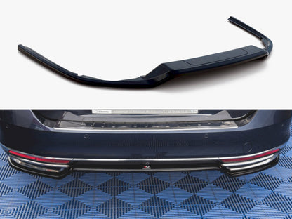 Maxton Design Central Rear Splitter VW Passat B8 - Carbon Look