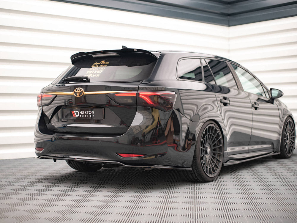 Maxton Design Spoiler CAP Toyota Avensis MK3.5 Wagon (2015-2018)