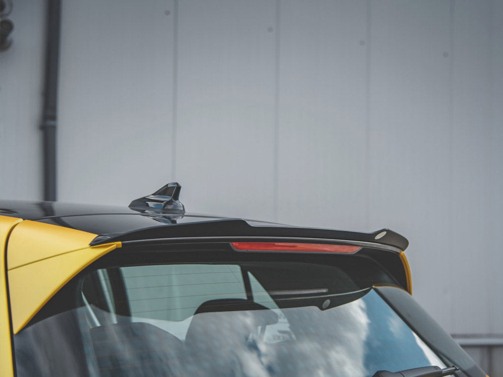 Maxton Design Spoiler CAP V.1 Volkswagen Golf Mk8 - Carbon Look