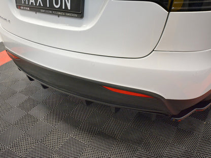 Maxton Design Rear Diffuser Tesla Model X (2015-)