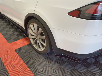 Maxton Design Rear Side Splitters V.1 Tesla Model X