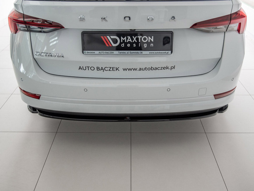 Maxton Design Central Rear Splitter Skoda Octavia Mk4 - Textured