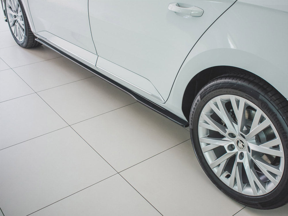 Maxton Design Side Skirts Diffusers Skoda Superb Mk3 FL (2019-) - Textured