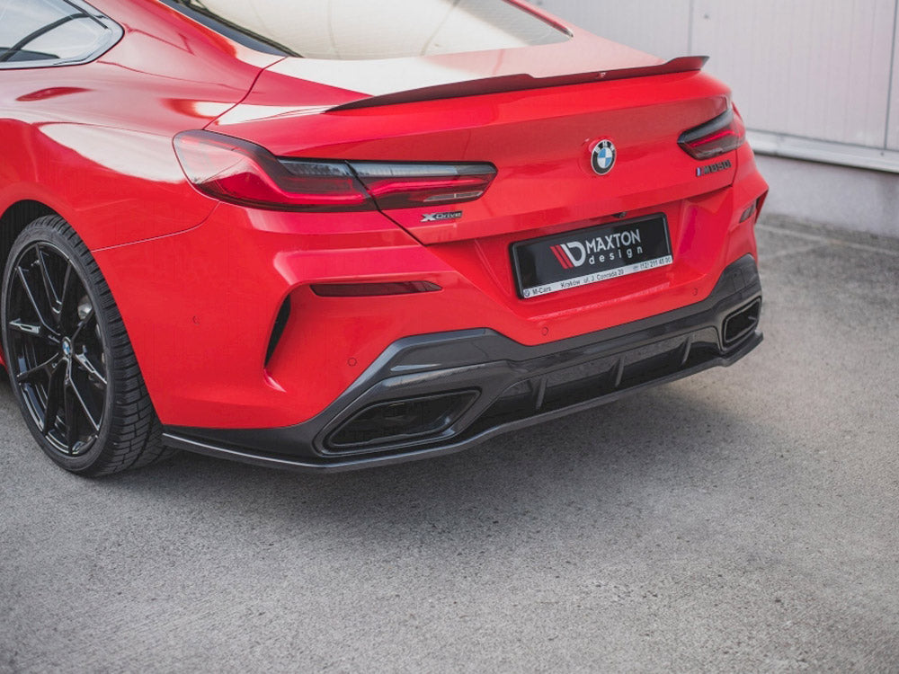 Maxton Design Central Rear Splitter BMW 8 Coupe M-Pack G15