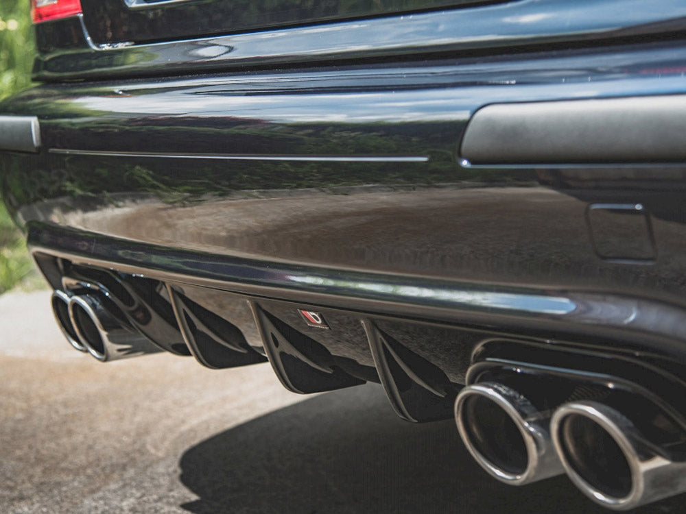 Maxton Design Rear Valance BMW M5 / 5 M-Pack E39