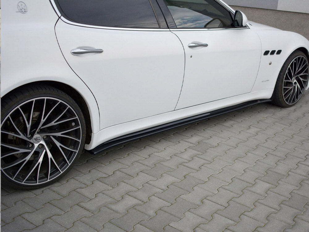 Maxton Design Side Skirts Diffusers Maserati Quattroporte MK5 Facelift (2009-2012) - Carbon Look