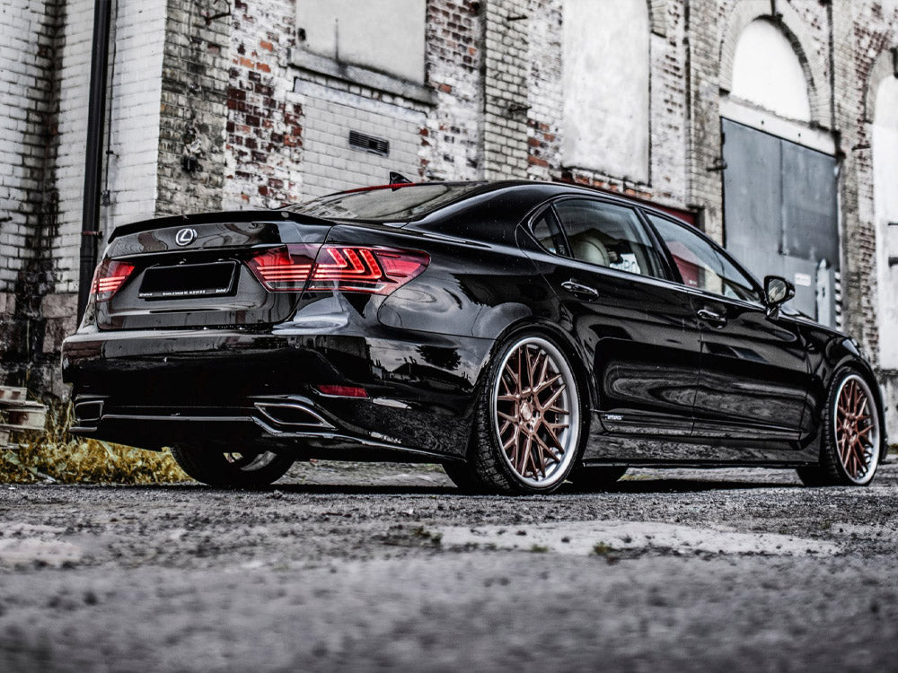 Maxton Design Central Rear Splitter Lexus LS Mk4 Facelift