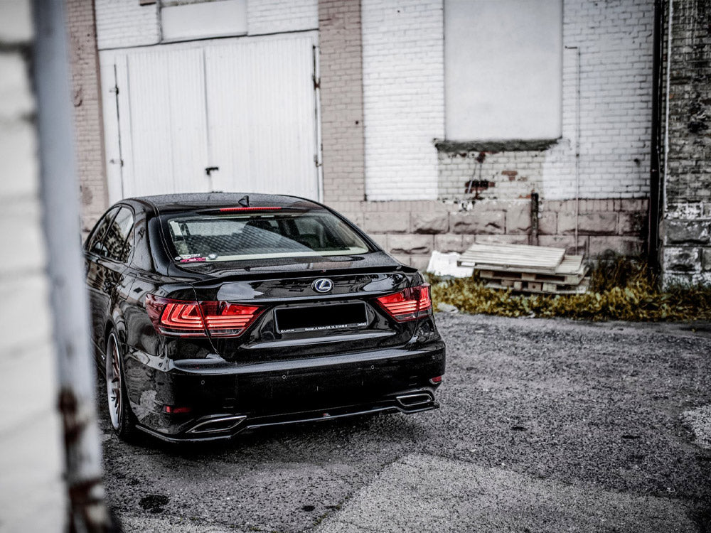 Maxton Design Central Rear Splitter Lexus LS Mk4 Facelift