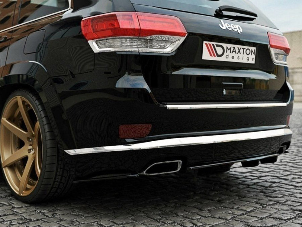 Maxton Design Central Rear Splitter (Vertical Bars) JEEP Grand Cherokee WK2 Summit Facelift