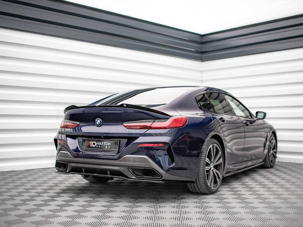 Maxton Design Central Rear Splitter (Vertical Bars) BMW 8 Gran Coupe M-Pack G16