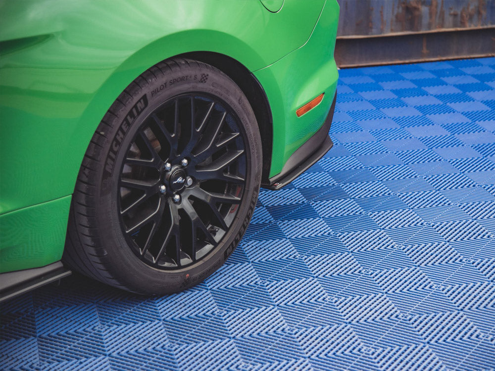 Maxton Design Street PRO Rear Side Splitters V.1 Ford Mustang GT MK6 Facelift - Black-Red