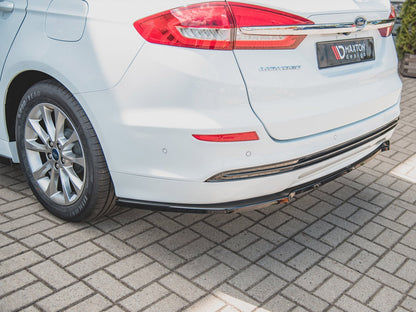 Maxton Design Central Rear Splitter Ford Mondeo Estate Platinum Mk5 Facelift - Textured