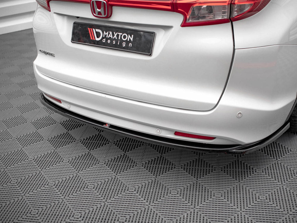 Maxton Design Central Rear Splitter Honda Civic Tourer MK9
