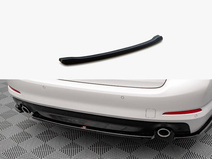 Maxton Design Central Rear Splitter BMW 5 Sedan G30