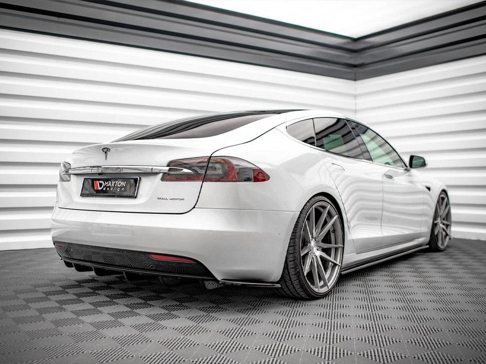 Maxton Design Rear Valance Tesla Model S Facelift