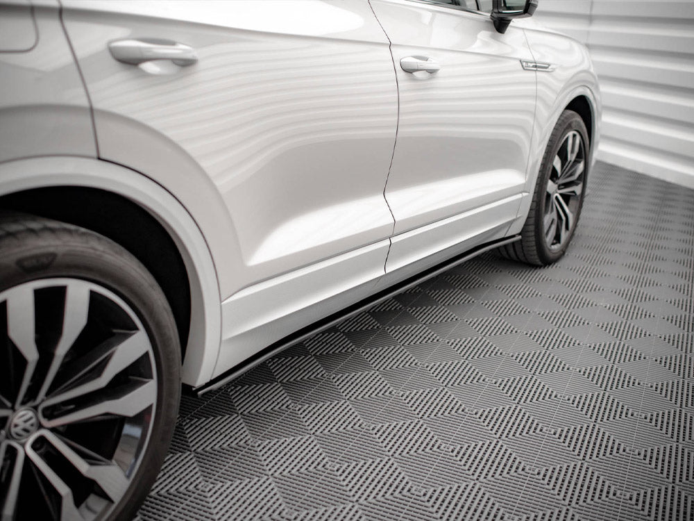 Maxton Design Side Skirts Diffusers Volkswagen Touareg R-Line Mk3