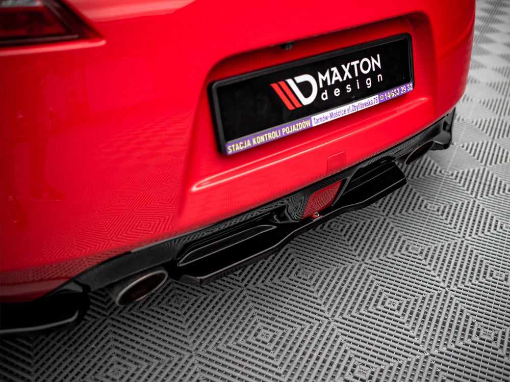 Maxton Design Central Rear Splitter V.2 Nissan 370Z (2009-2020)