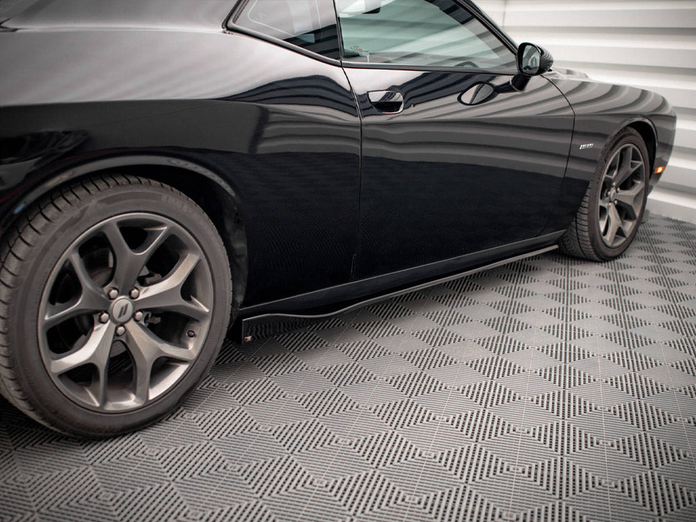 Maxton Design Side Skirts Diffusers Dodge Challenger RT Mk3 Facelift