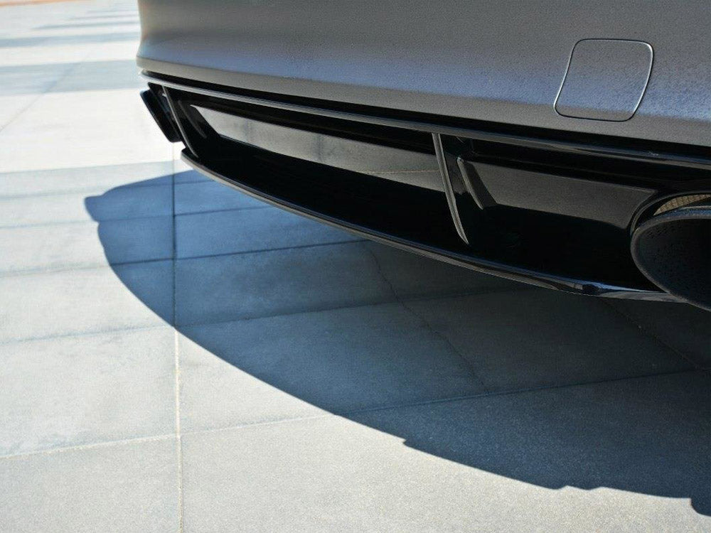 Maxton Design Central Rear Splitter Audi RS7 C7
