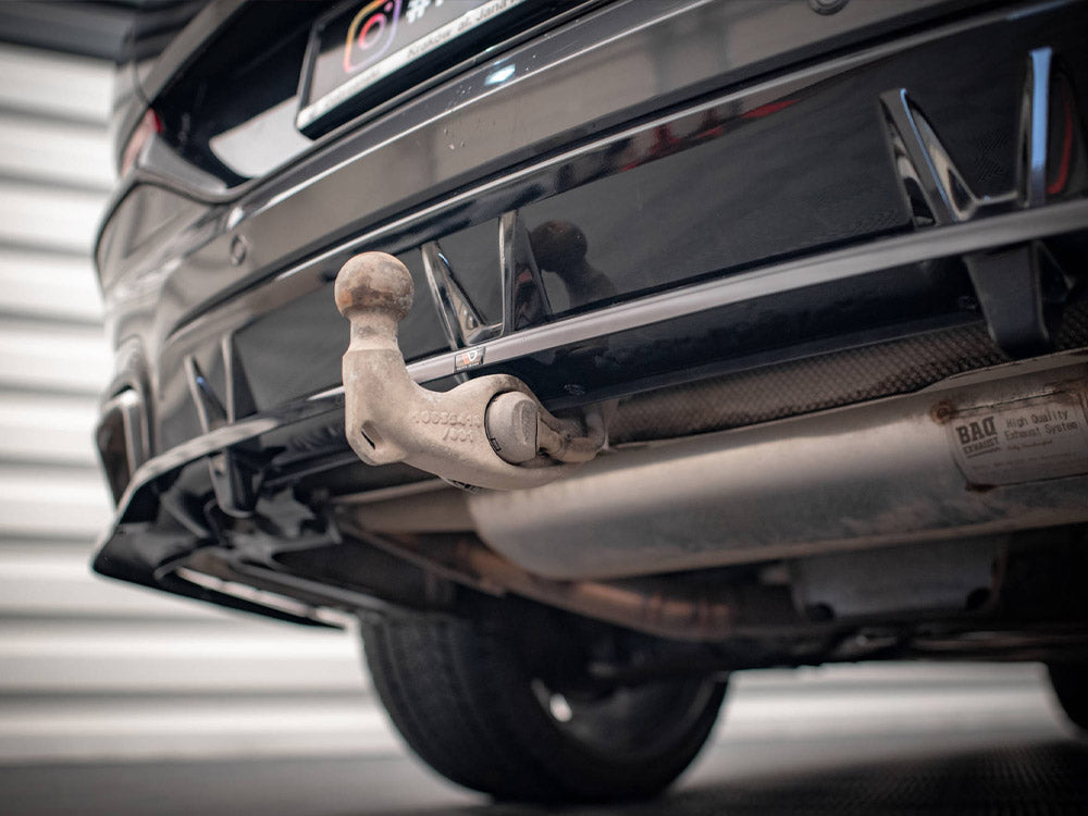 Maxton Design Central Rear Splitter (Vertical Bars) V.3 BMW X6 M-Pack G06