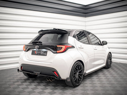Maxton Design Rear Splitter V.1 + Flaps Toyota Yaris Mk4
