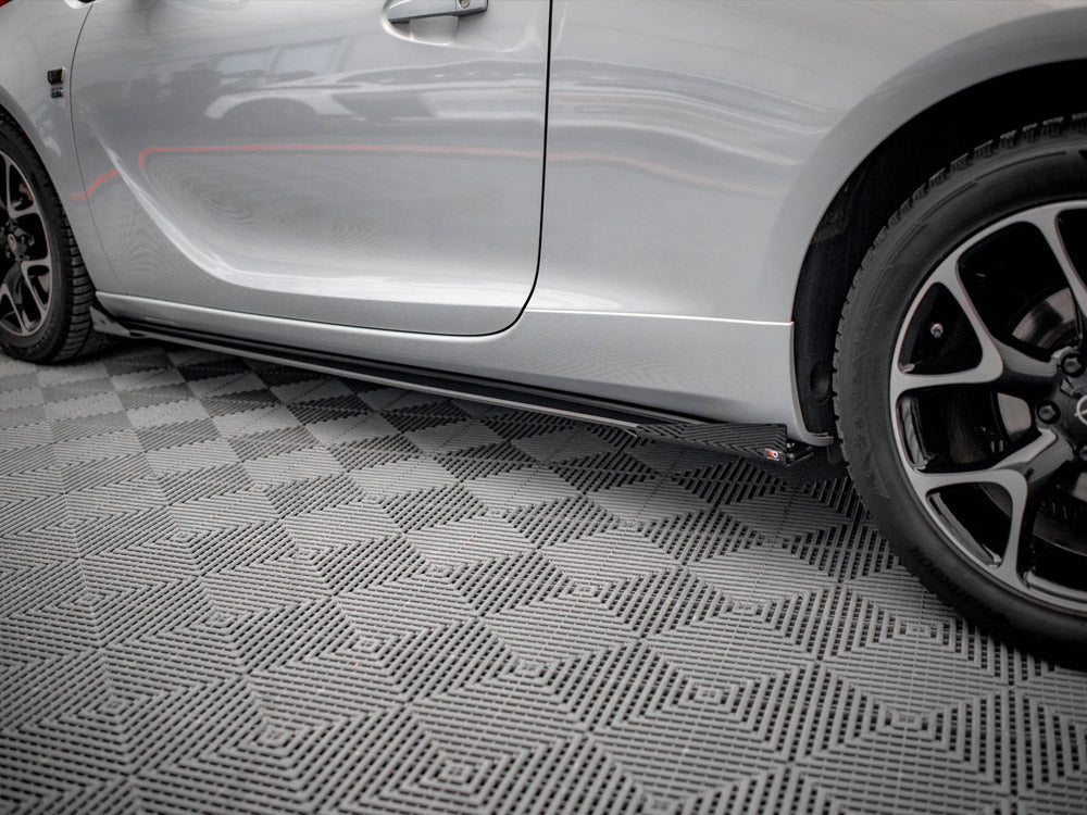 Maxton Design Side Flaps Opel Astra GTC OPC-Line J