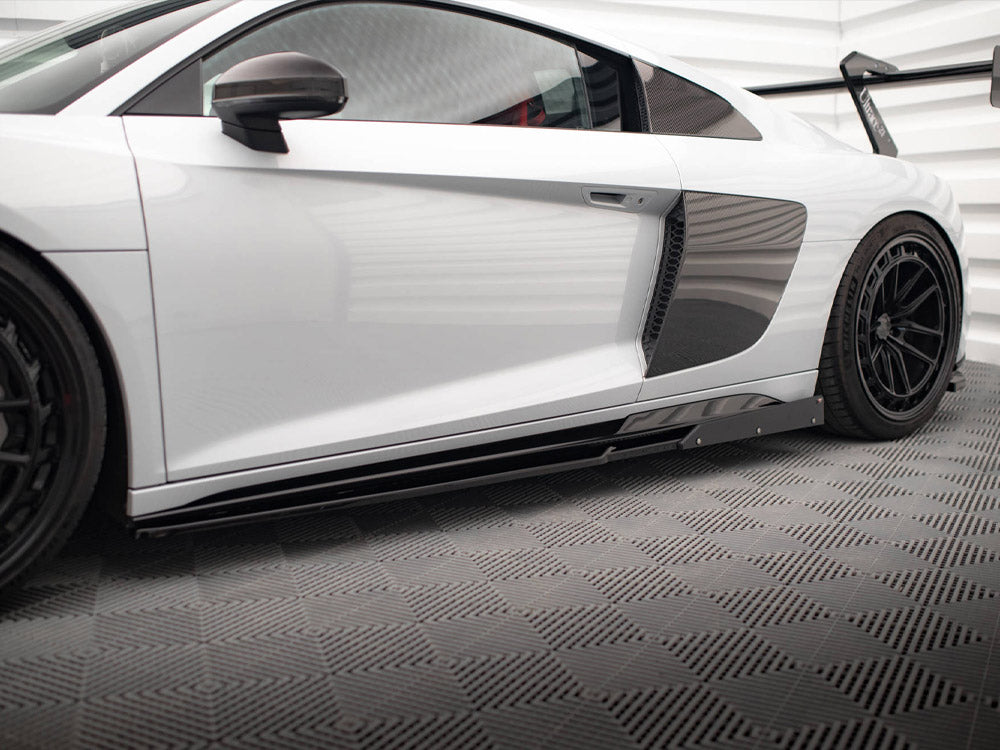 Maxton Design Side Skirts Diffusers V.2 + Flaps Audi R8 Mk2 Facelift
