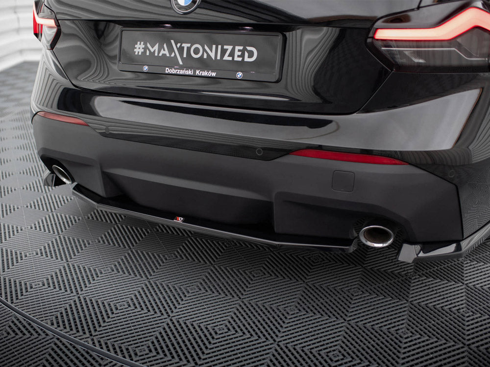 Maxton Design Central Rear Splitter BMW 2 Coupe G42