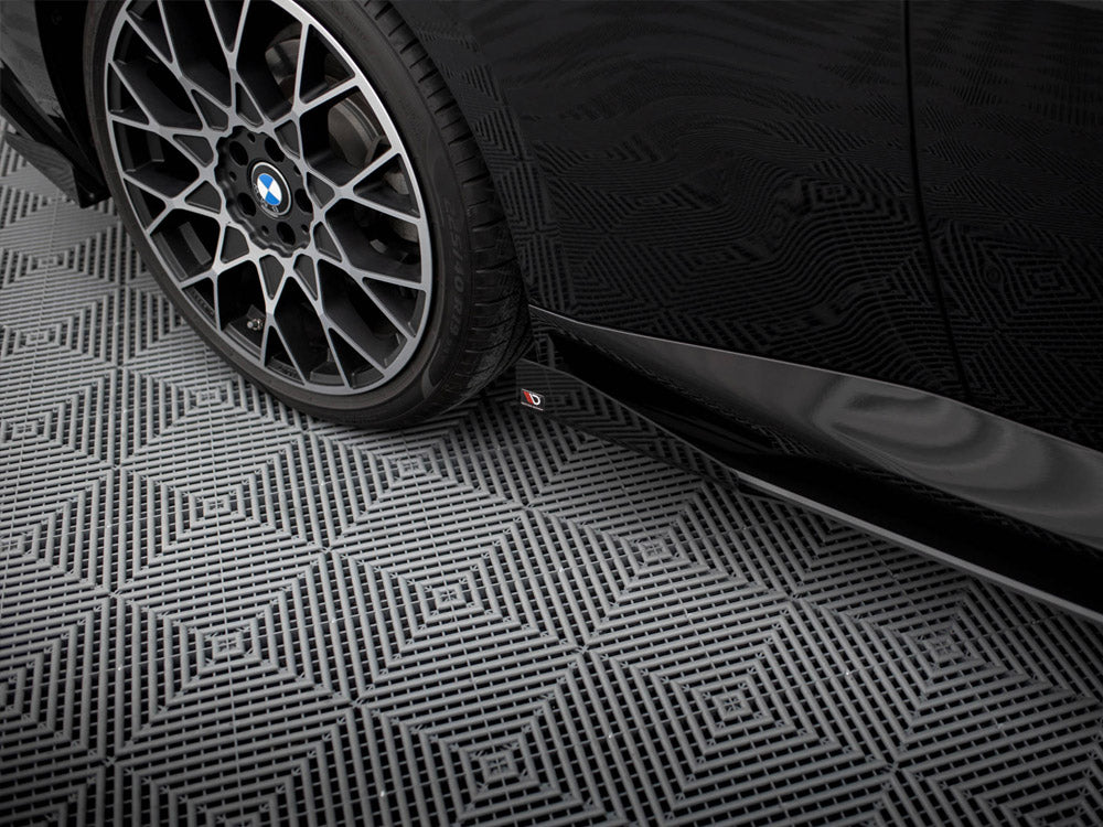 Maxton Design Side Flaps BMW 2 Coupe G42