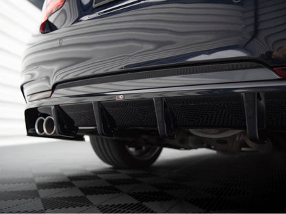 Maxton Design Central Rear Splitter (Vertical Bars) BMW 4 Coupe / Gran Coupe / Cabrio M-Pack F32 / F36 / F33