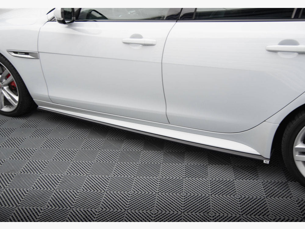 Maxton Design Side Skirts Diffusers Jaguar XE R-Sport X760