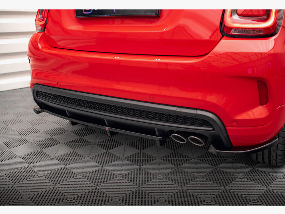 Maxton Design Central Rear Splitter (Vertical Bars) Fiat 500X Sport Mk1 Facelift