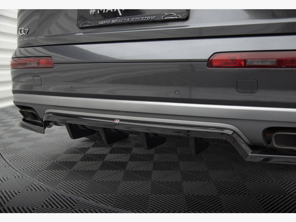 Maxton Design Central Rear Splitter (Vertical Bars) Audi Q7 Mk2