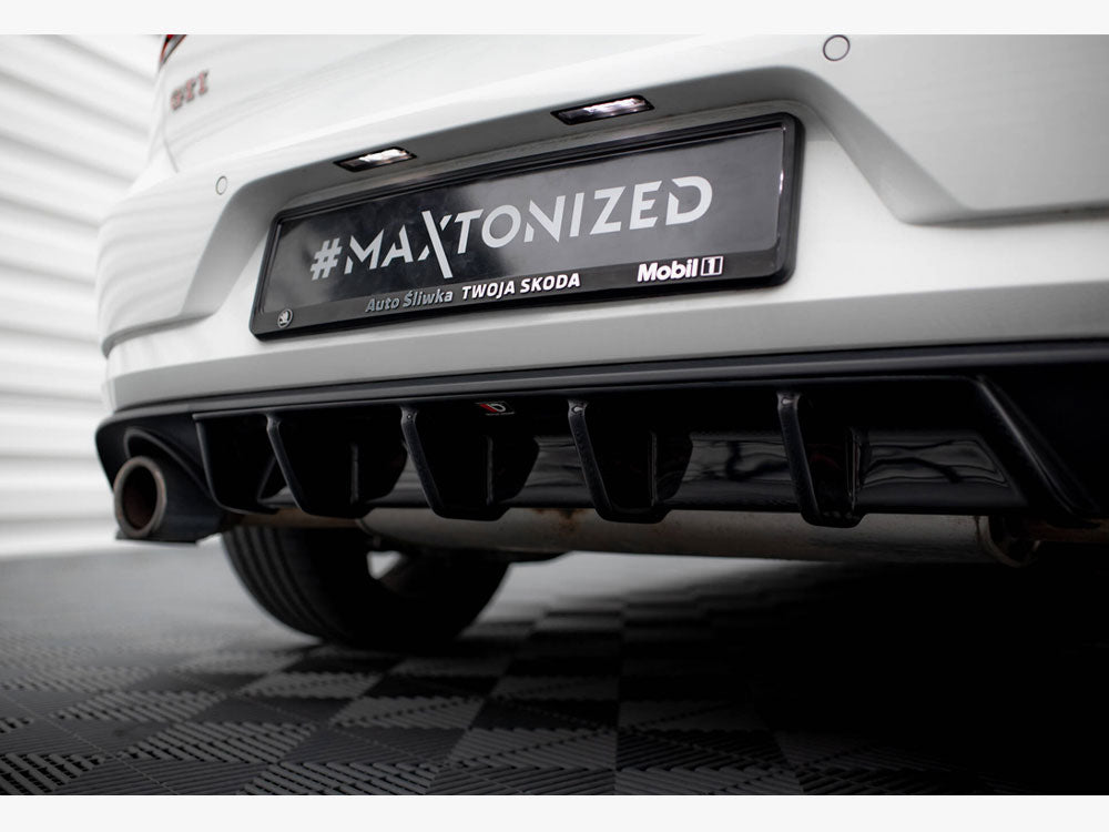 Maxton Design Rear Valance VW Golf 7 GTI Facelift